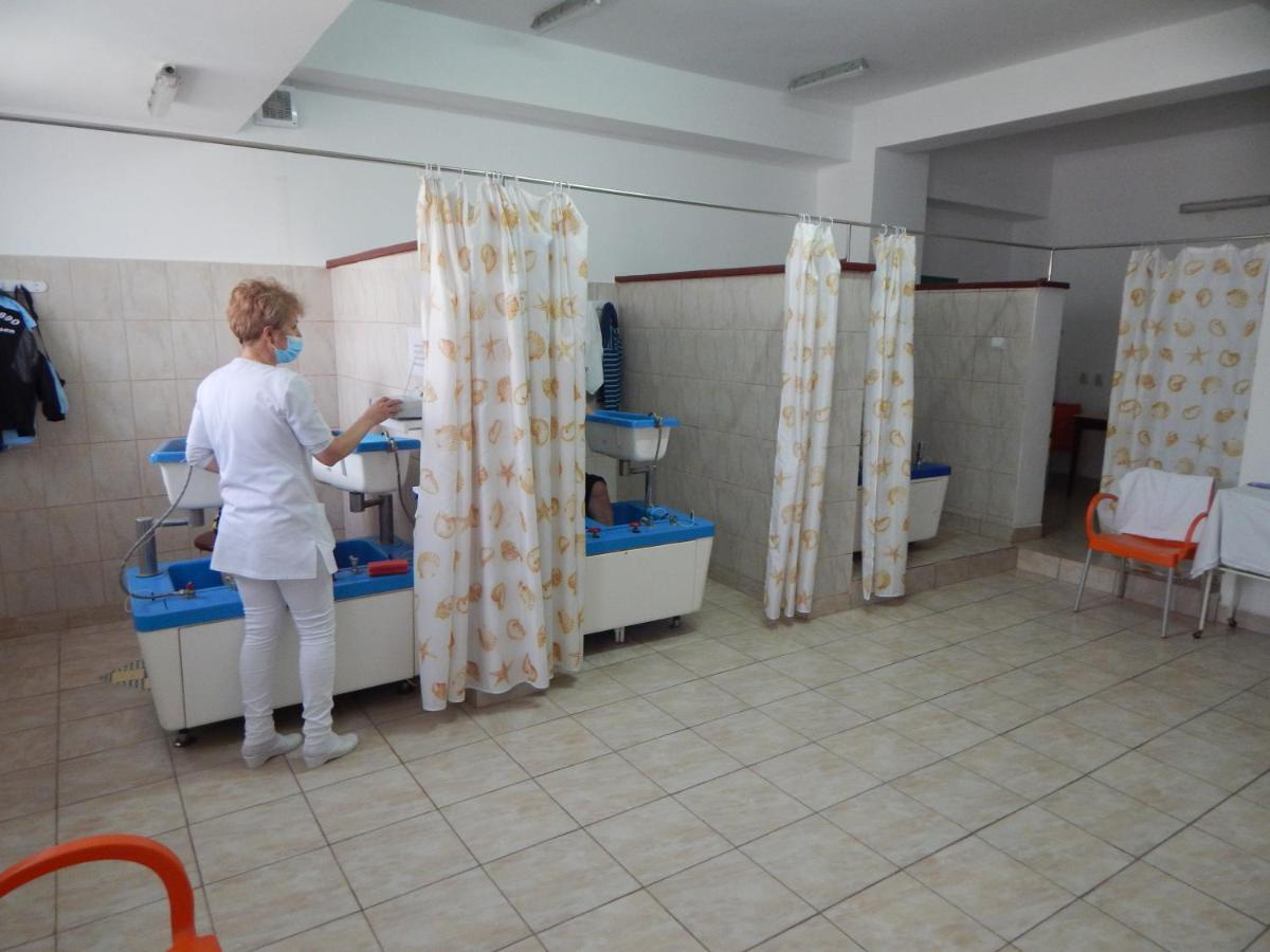 Hotel Traian Caciulata Călimăneşti Εξωτερικό φωτογραφία