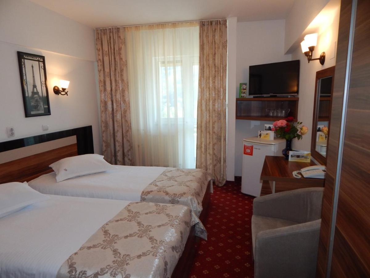 Hotel Traian Caciulata Călimăneşti Εξωτερικό φωτογραφία